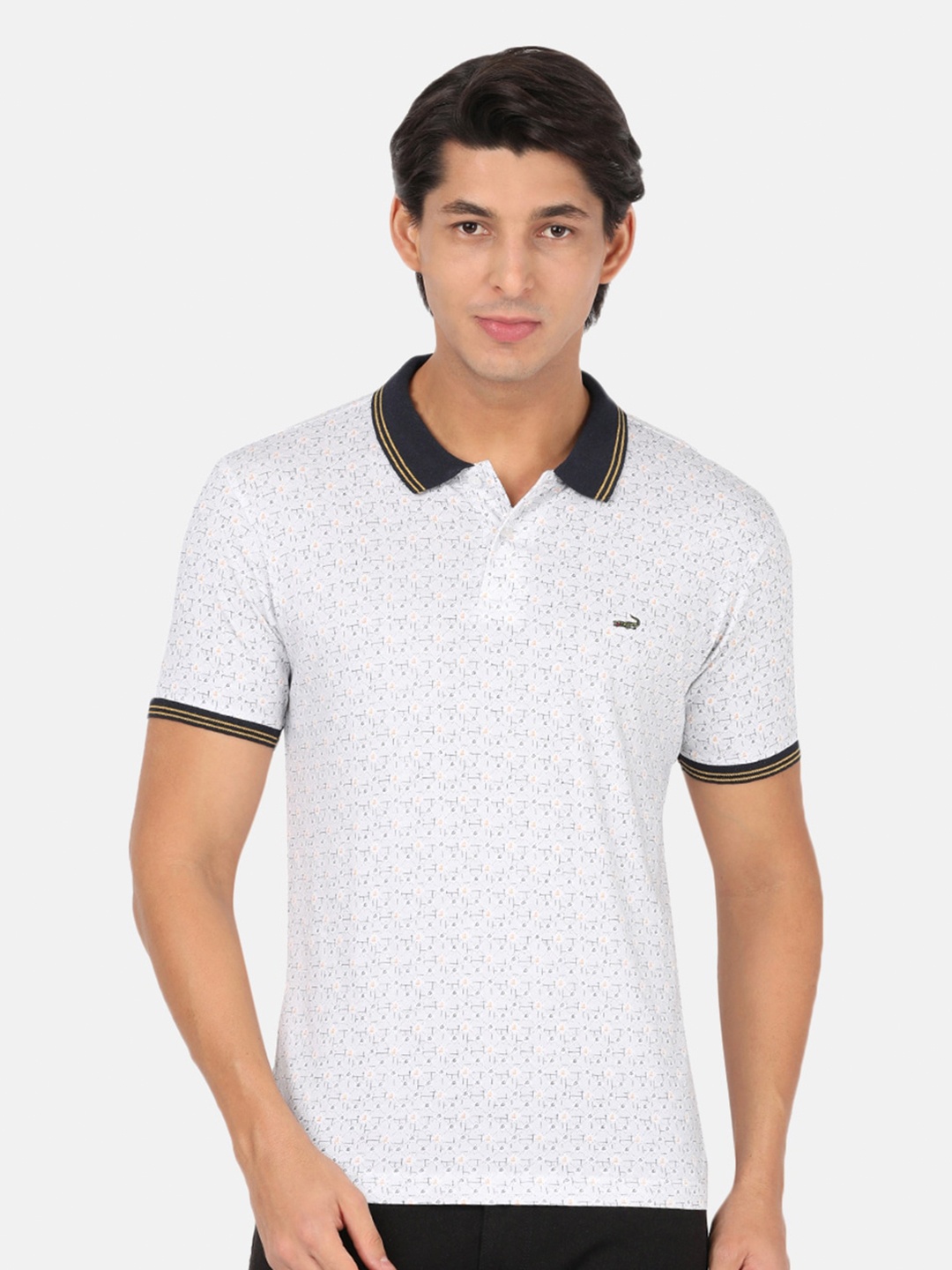 

Crocodile Men White Printed Polo Collar Slim Fit T-shirt