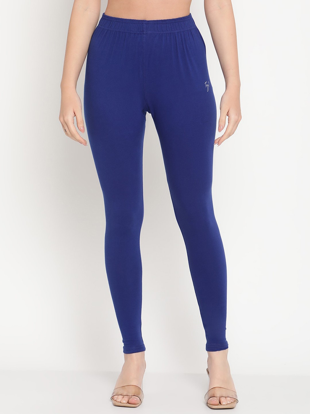 

TAG 7 Women Blue Solid Ankle-Length Cotton Leggings
