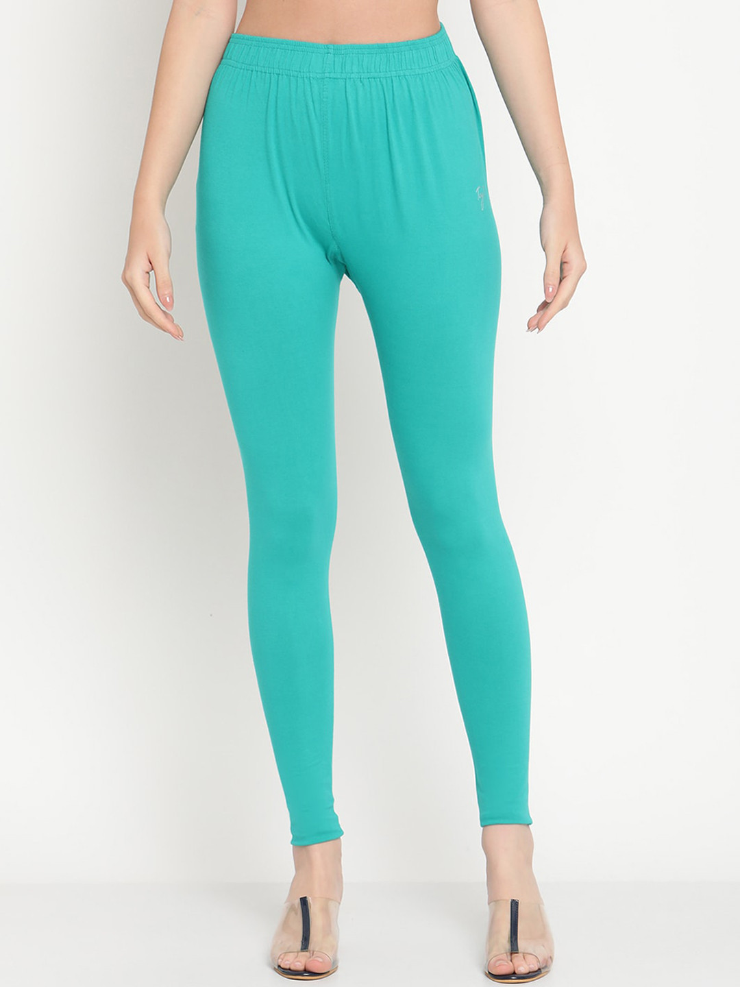 

TAG 7 Women Turquoise Blue Solid Comfort Fit Ankle Length Leggings