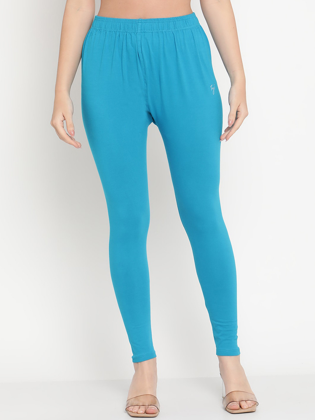 

TAG 7 Women Blue Solid Ankle-Length Leggings
