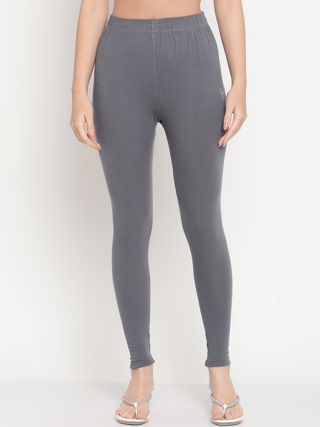 

TAG 7 Women Grey Solid Cotton Ankle-Length Leggings