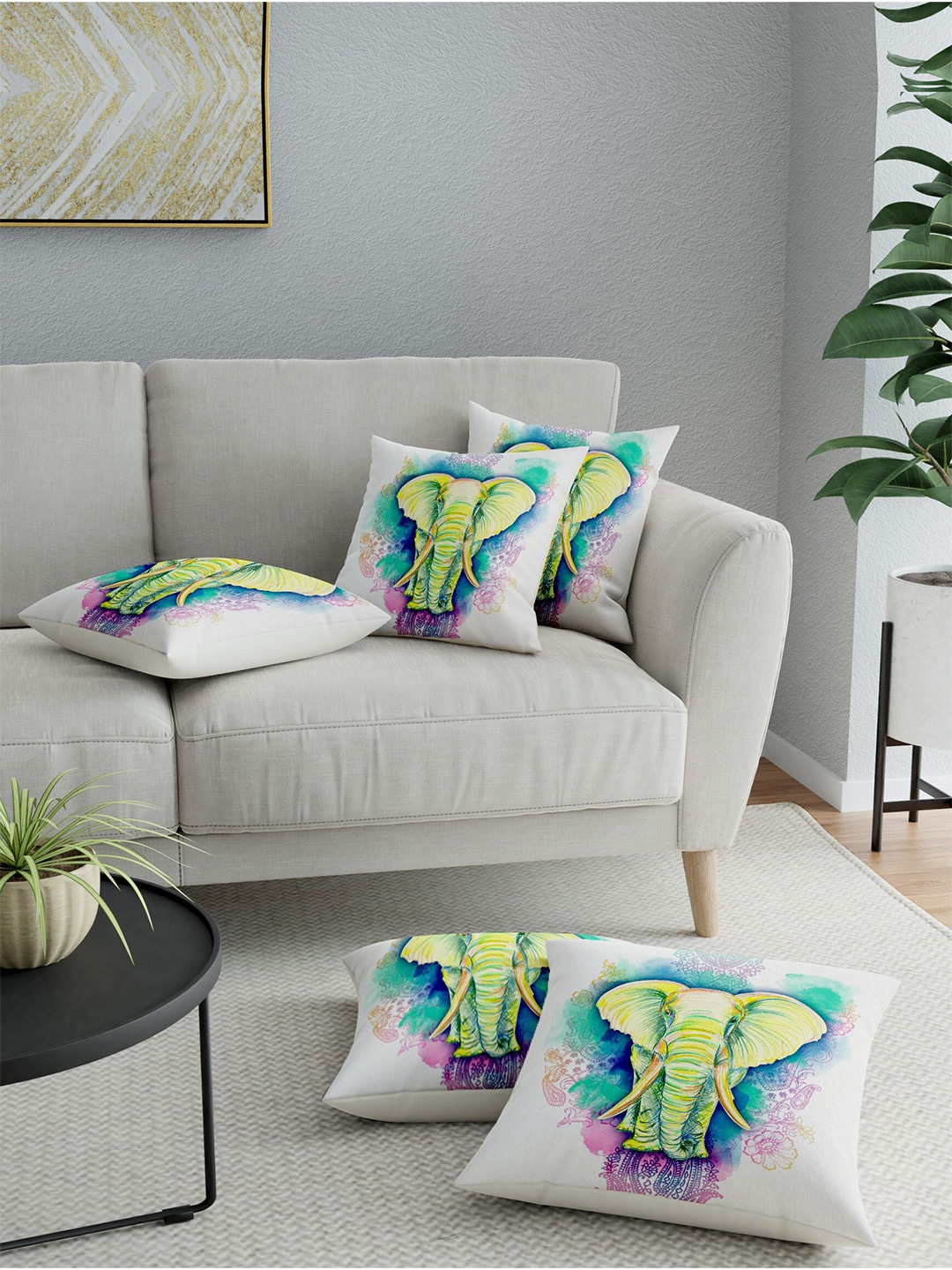 

LA VERNE White & Green Set of 5 Abstract Square Cushion Covers