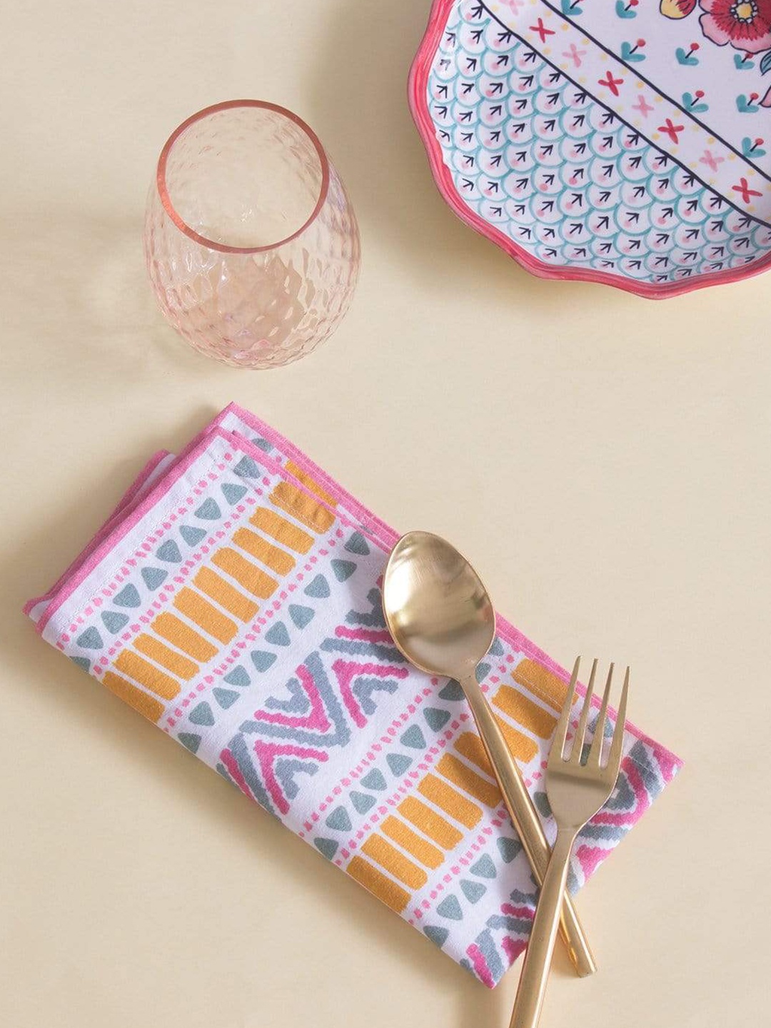 

The Wishing Chair Set Of 6 Yellow & Pink Printed Cotton Table Napkins