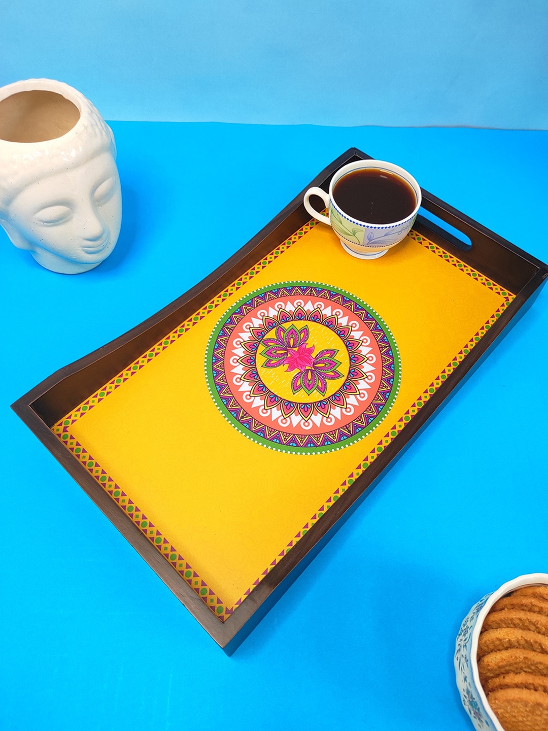 

CRAYTON Yellow Madhubani Printed Wood Rectangle Serving Tray