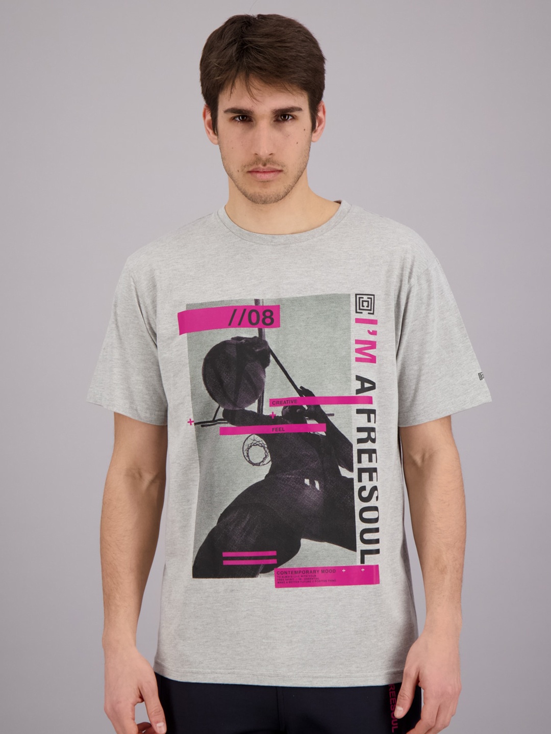 

FREESOUL Men Grey Melange & Black Printed T-shirt