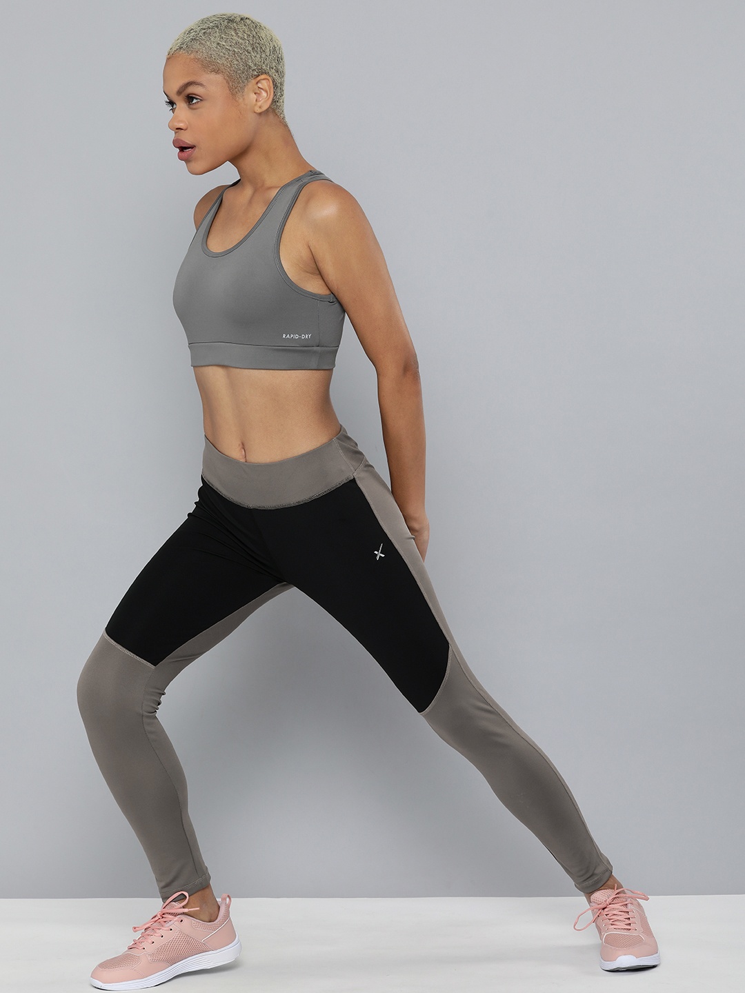

HRX by Hrithik Roshan Women Black & Grey Colourblocked Training Tights