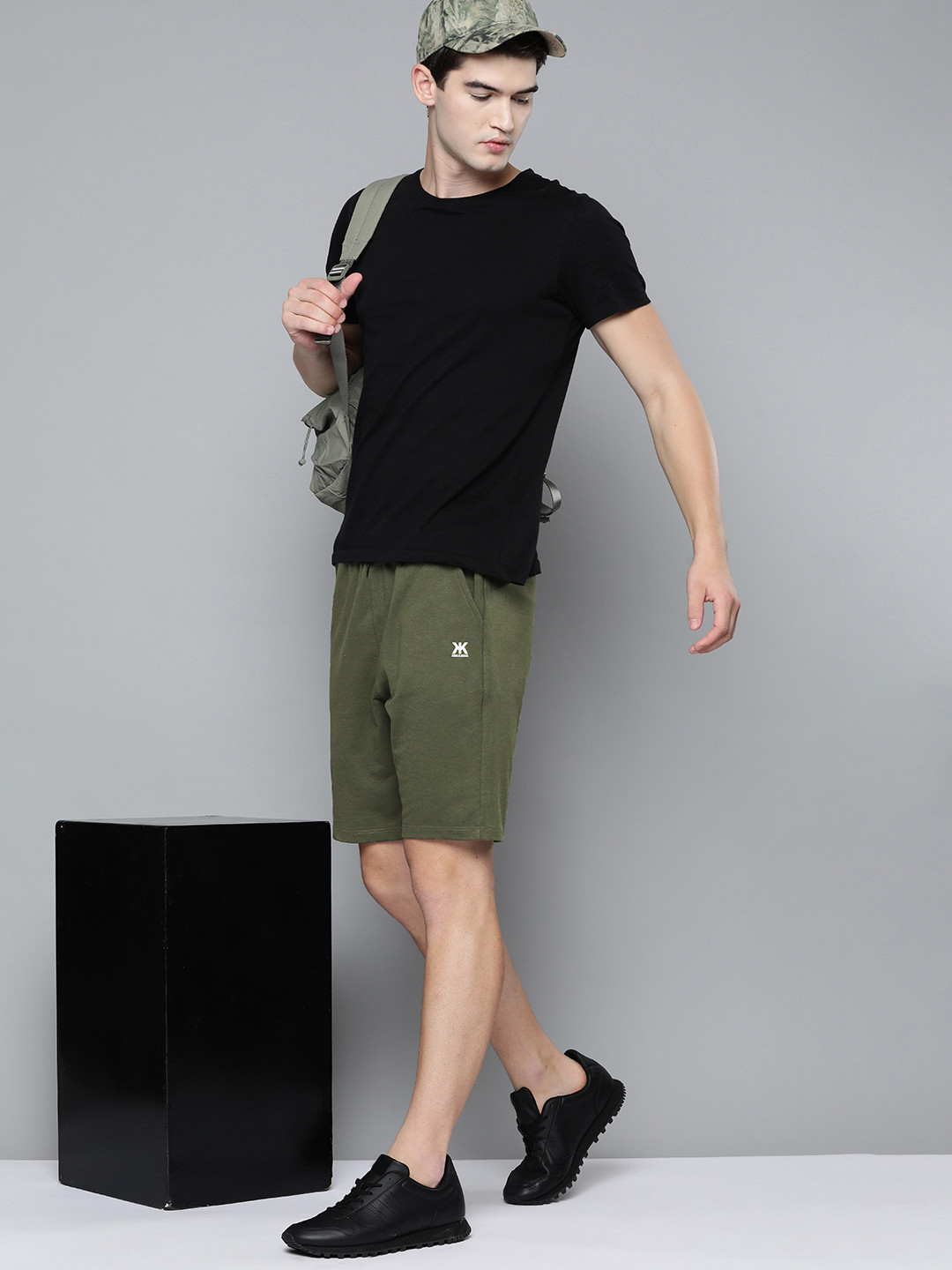

Kook N Keech Men Olive Green Slim Fit Outdoor Shorts
