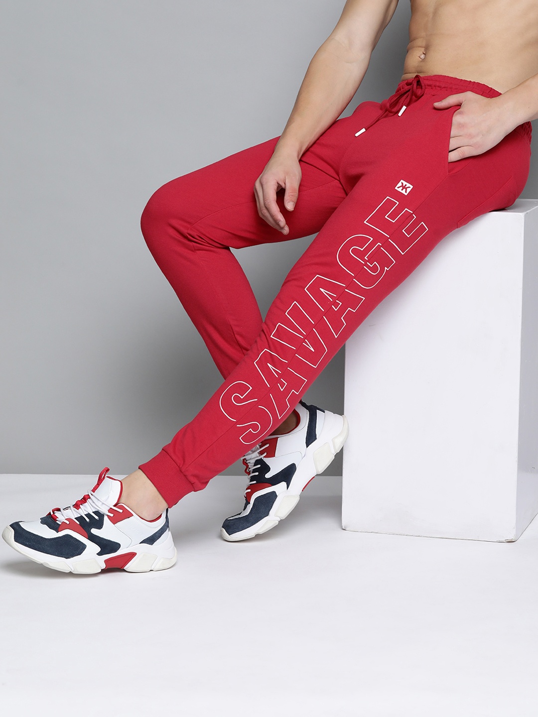 

Kook N Keech Men Red & White Slim Fit Printed Joggers