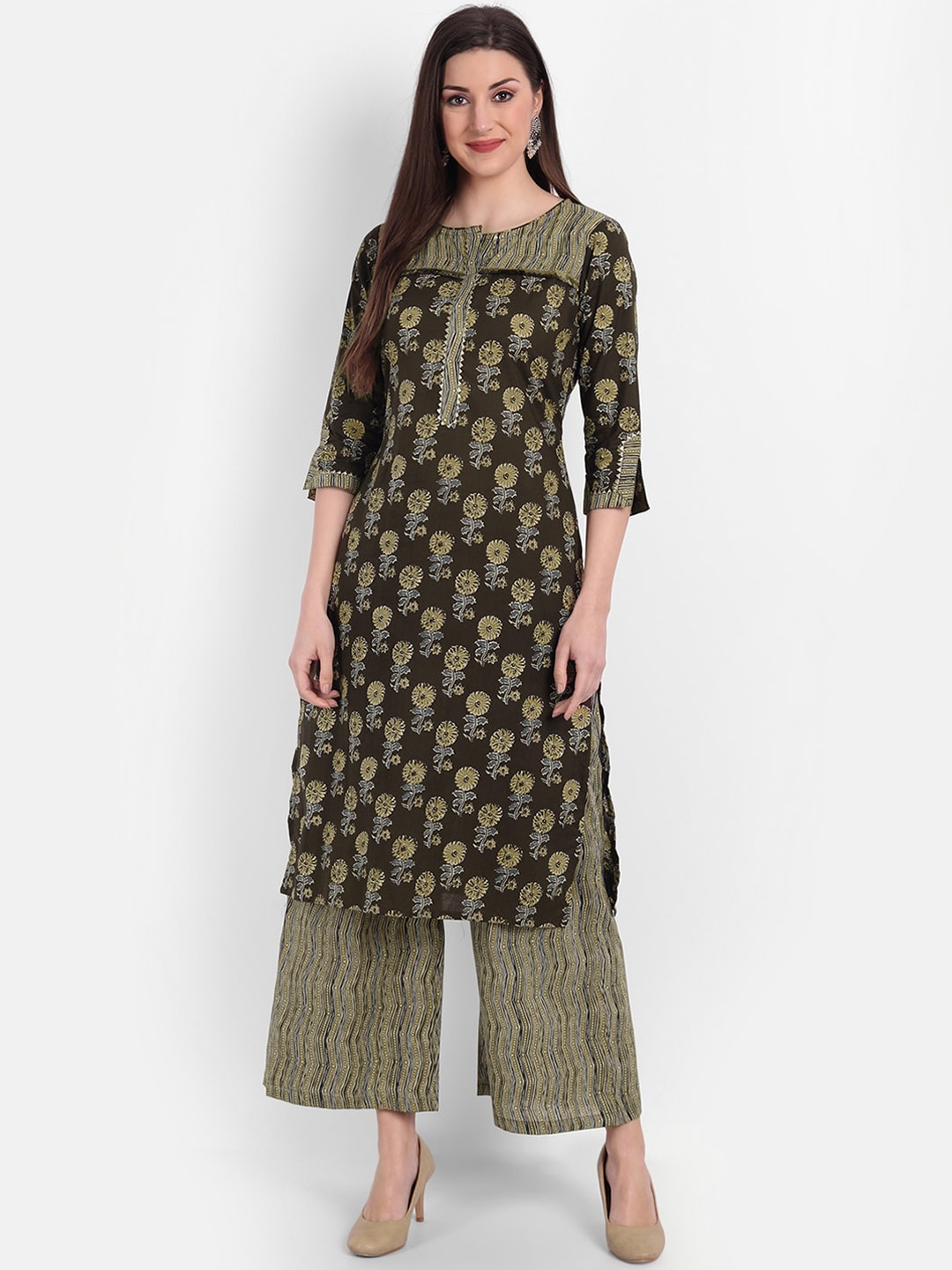 

HK colours of fashion Women Olive Green Floral Printed Gotta Patti Pure Cotton Kurta with Palazzos