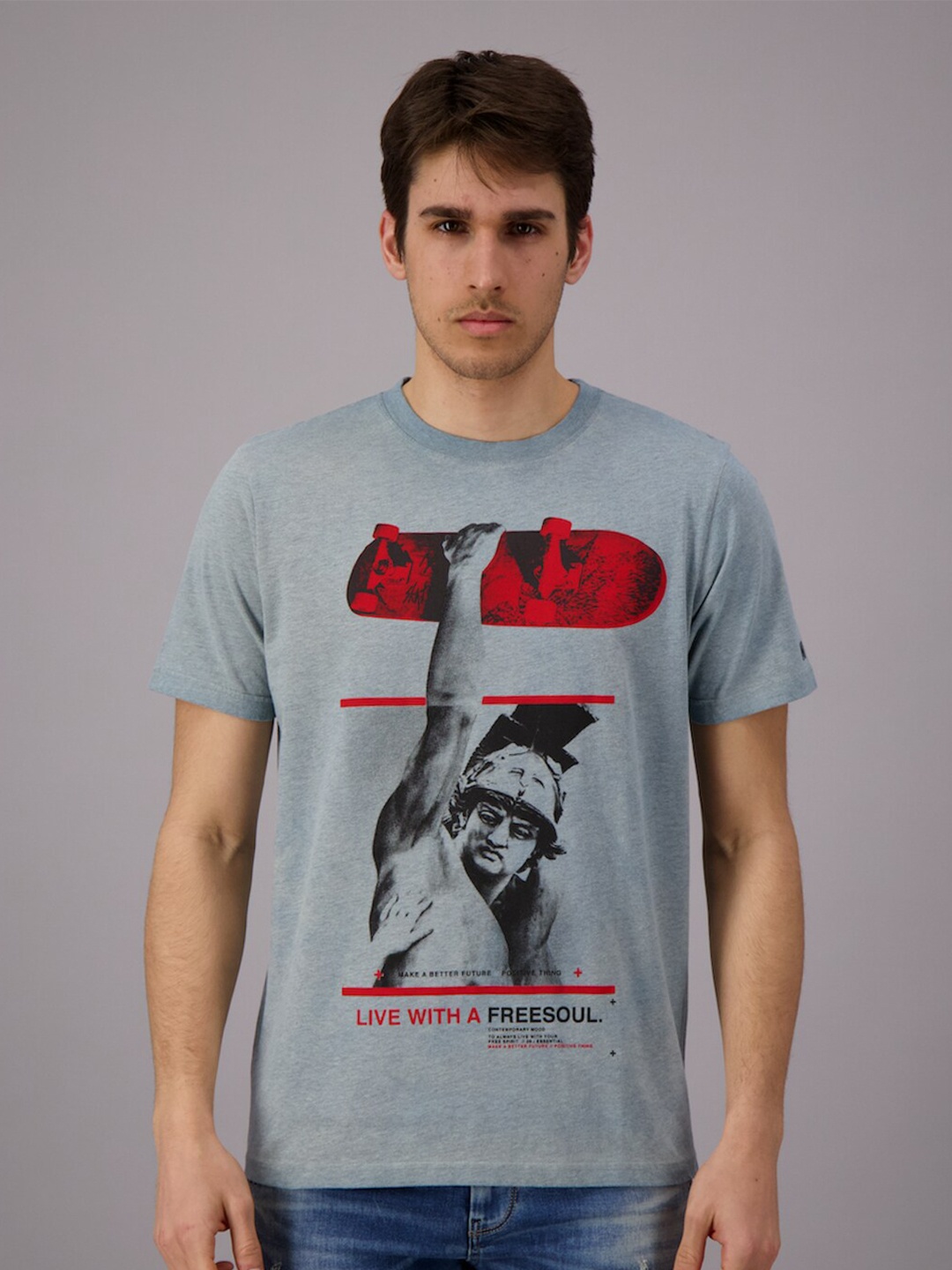 

FREESOUL Men Blue Graphic Printed T-shirt