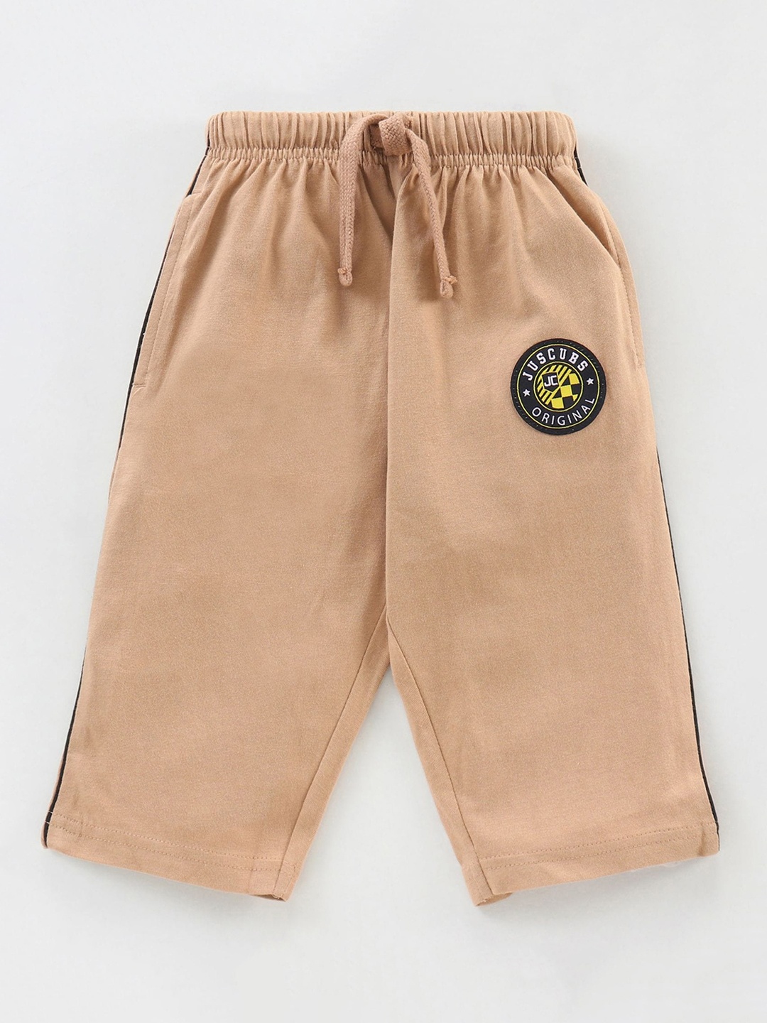 

JusCubs Boys Beige Solid Relaxed-Fit Pure Cotton Three-Fourth Track Pants
