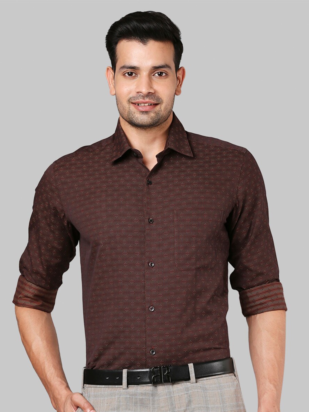 

Raymond Men Brown Printed Formal Cotton Shirt