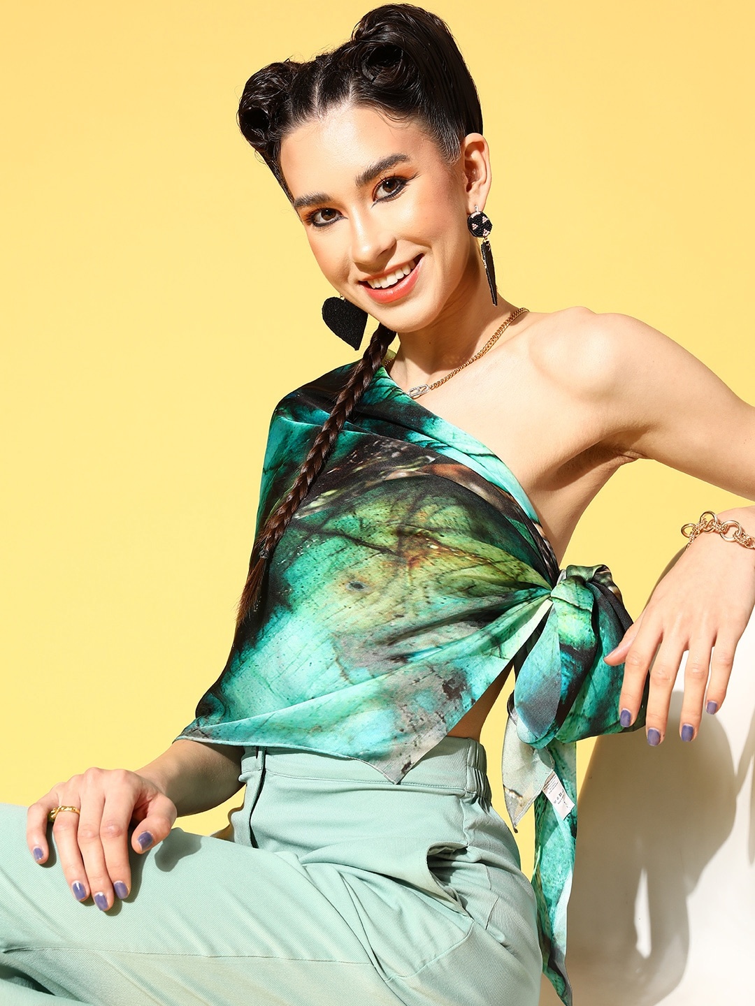 

Athena Stylish Green Tie and Dye Scarf Top