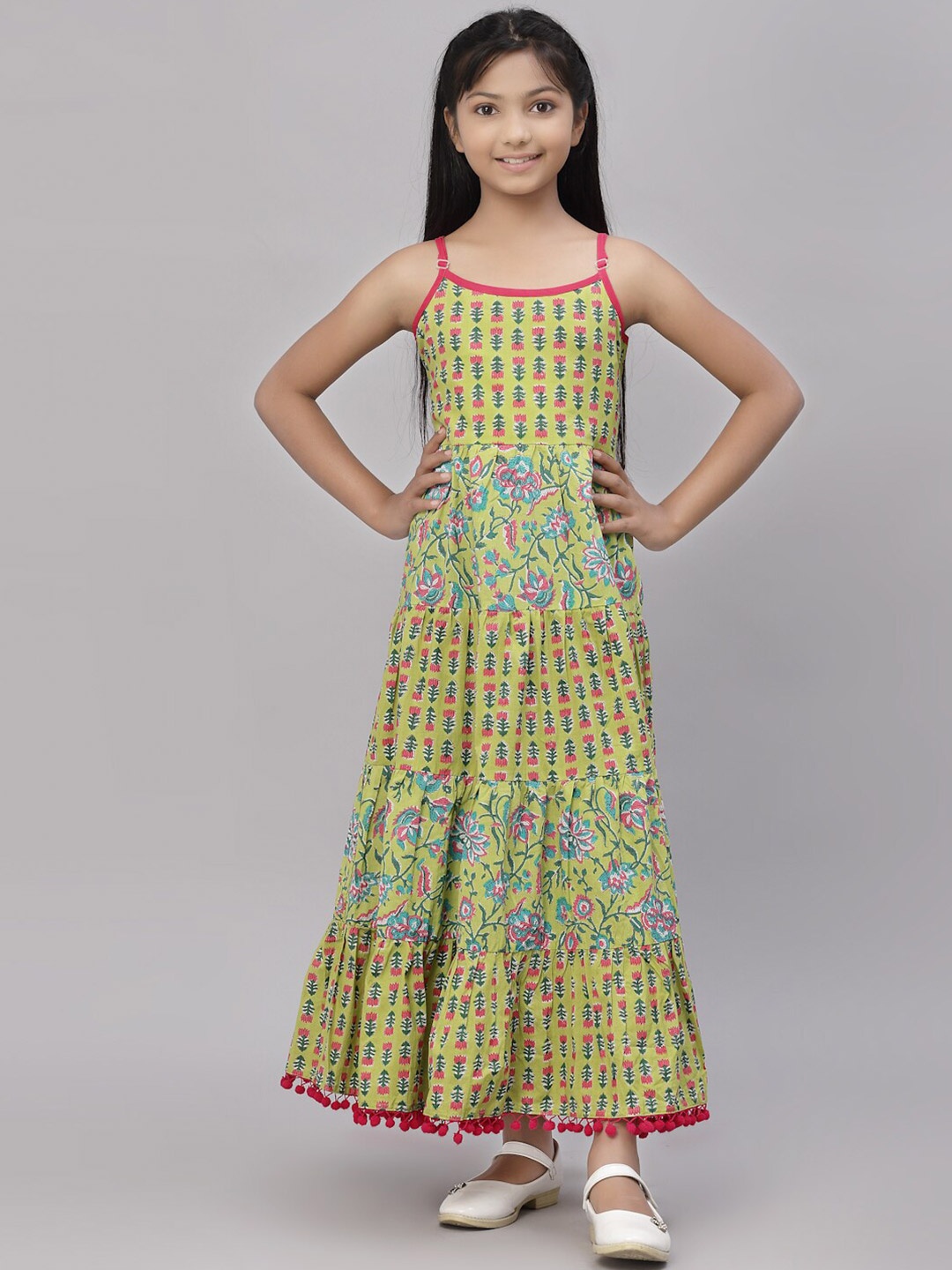 

NISHAB Green Floral Maxi Cotton Dress