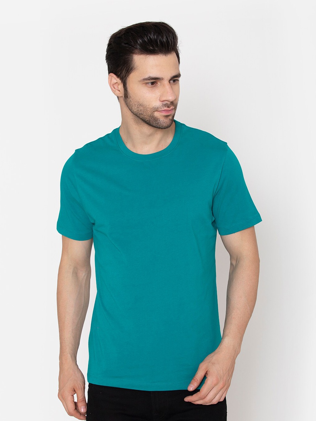 

FLAWLESS Men Teal Solid T-shirt