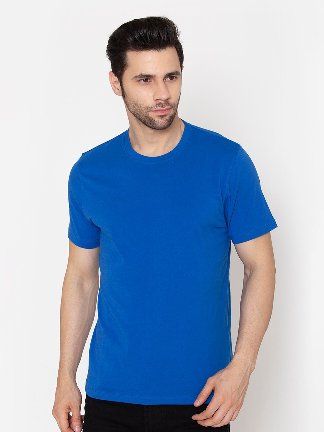 

FLAWLESS Men Blue Solid Cotton T-shirt