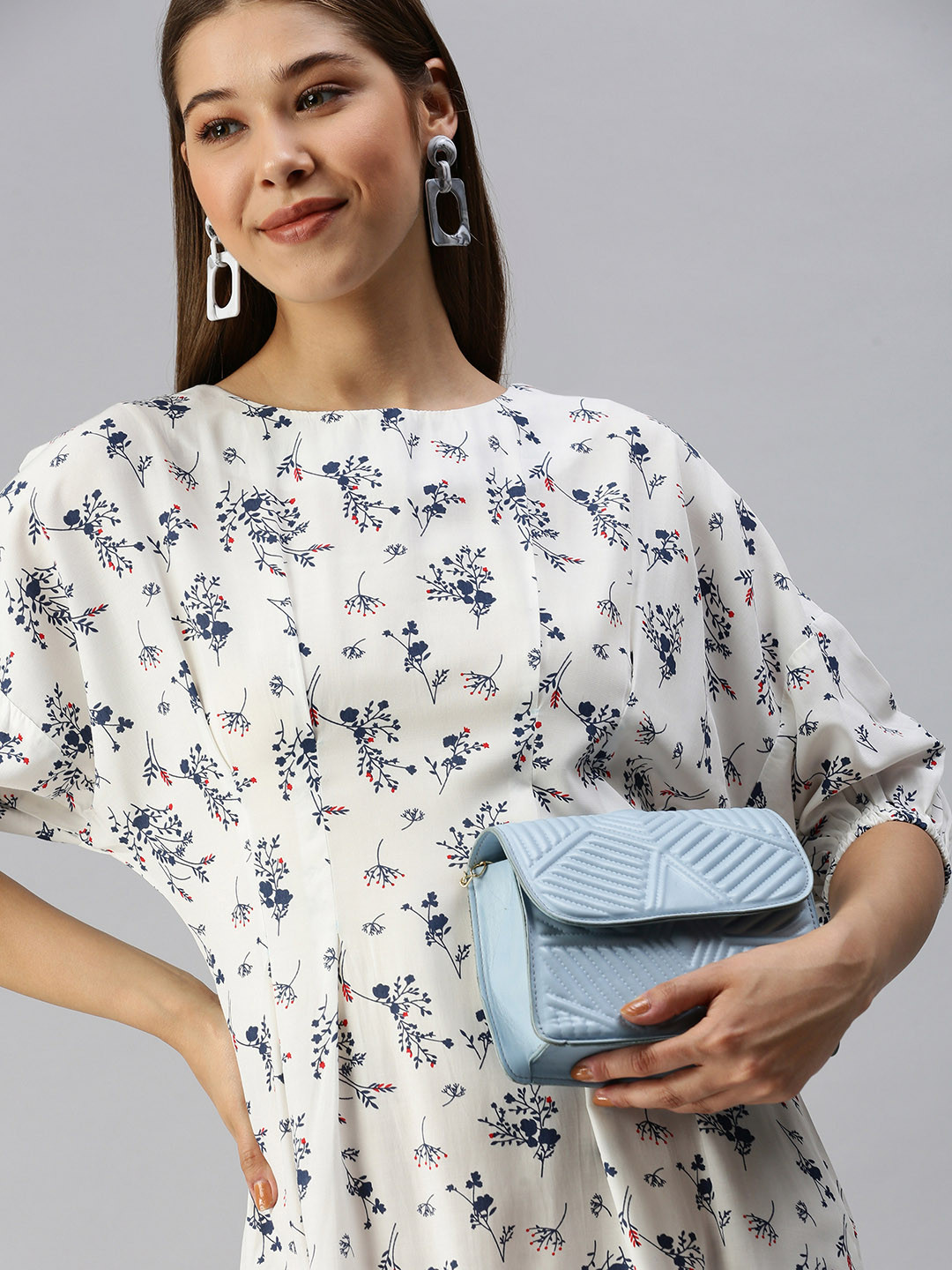 

SHOWOFF White Floral Crepe A-Line Dress