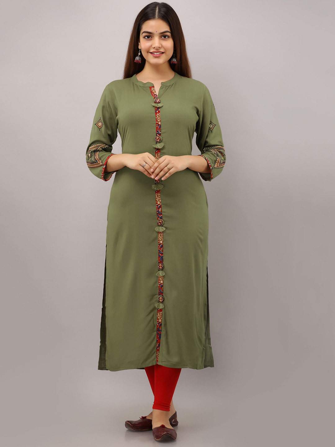

PREKSHA Women Sea Green & Maroon Thread Work Straight Kurta