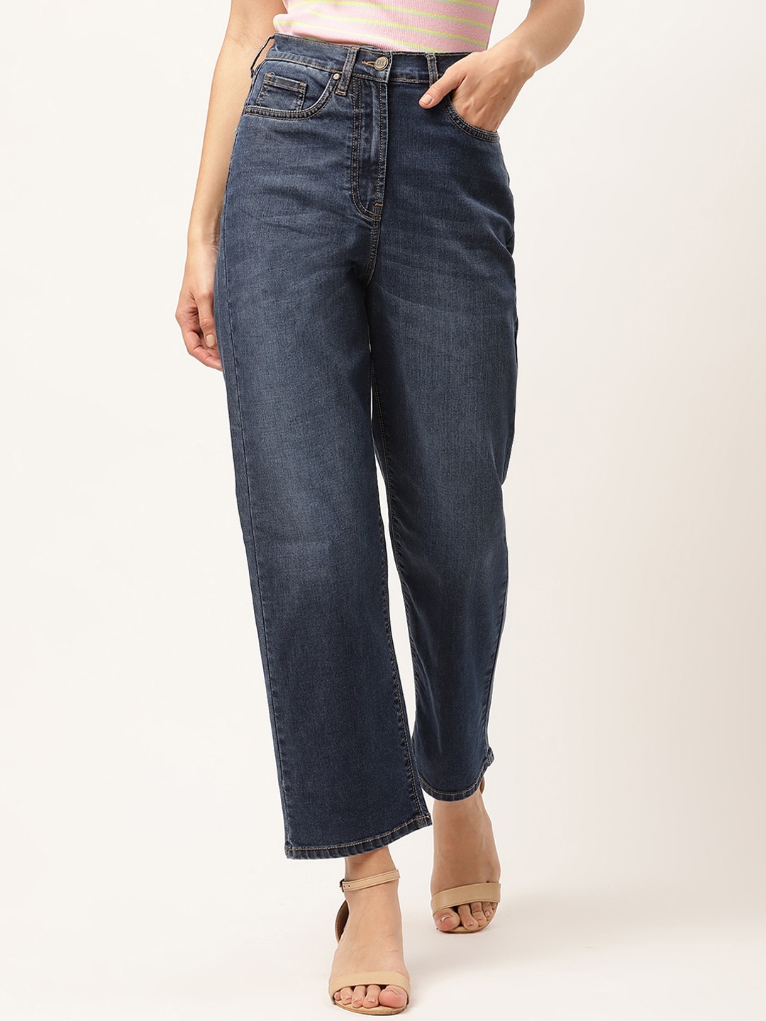 

ELLE Women Blue Straight Fit Light Fade Jeans