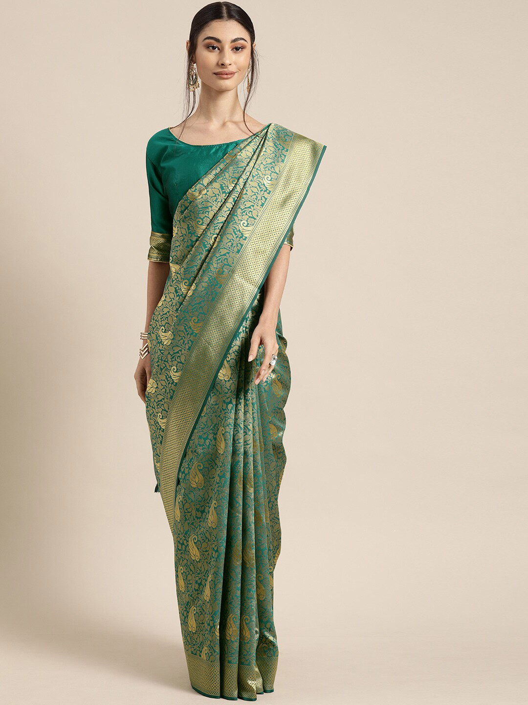 

Mitera Green & Gold-Toned Ethnic Motifs Zari Silk Blend Banarasi Saree
