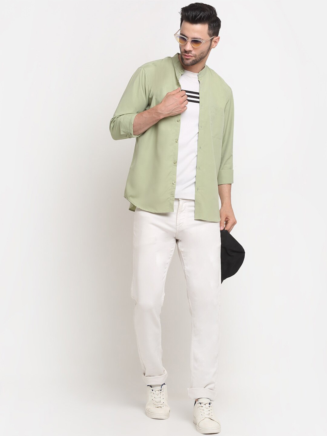 

NEUDIS Men Green Classic Casual Shirt