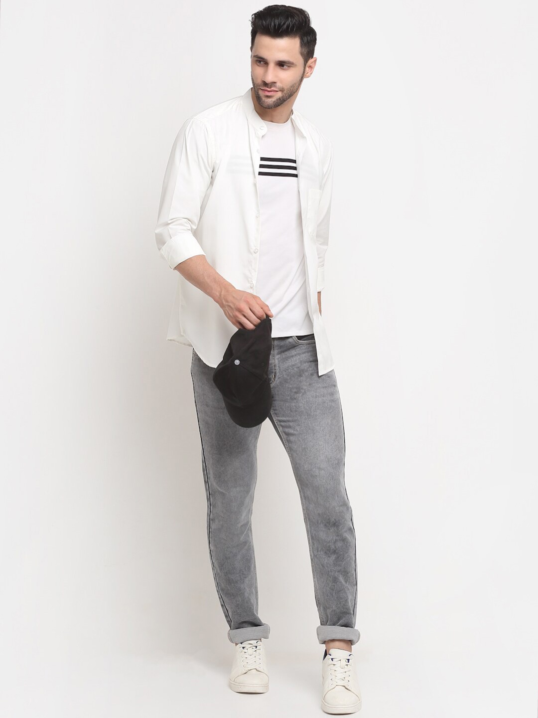 

NEUDIS Men White Classic Casual Shirt