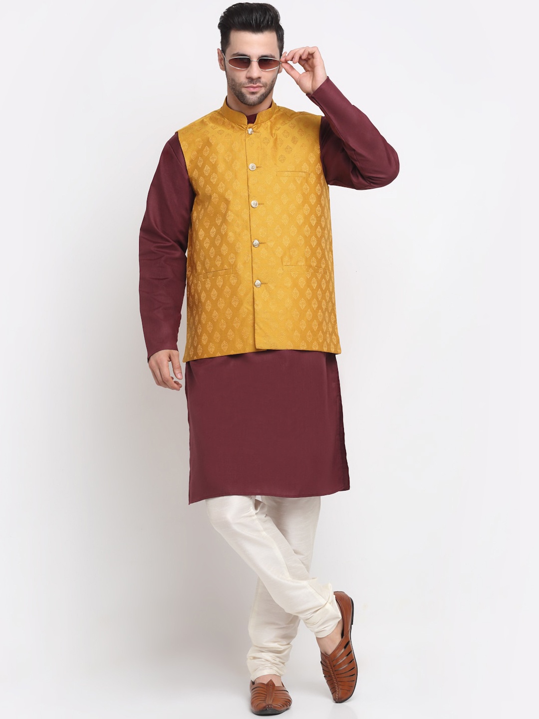 

NEUDIS Men Yellow & Maroon Solid Kurta with Churidar & Nehru Jacket