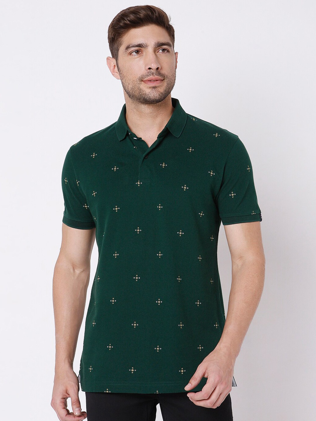 

Mufti Men Green Printed Polo Collar Pure Cotton Slim Fit T-shirt