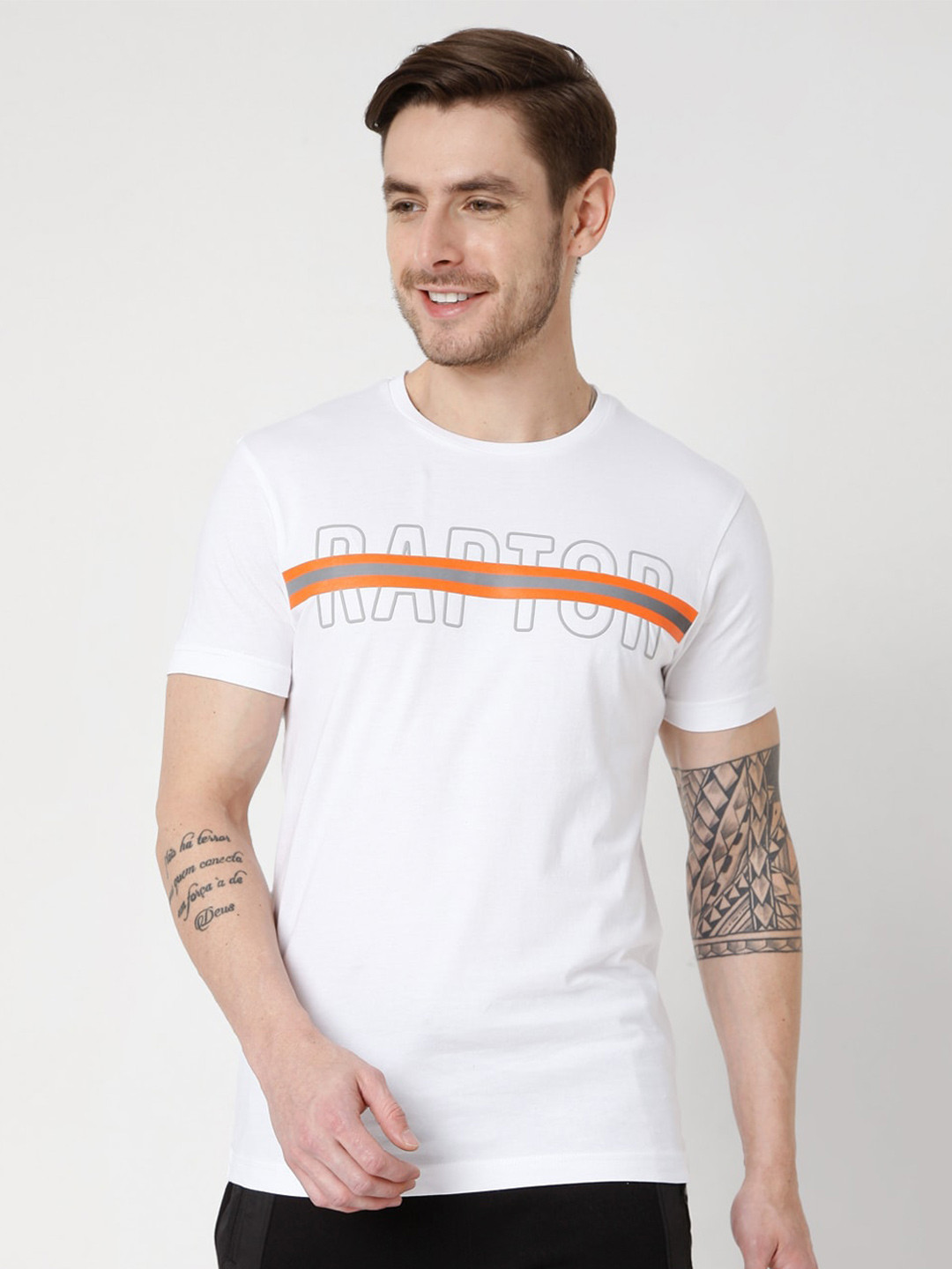 

Mufti Men White Typography Printed Slim Fit T-shirt