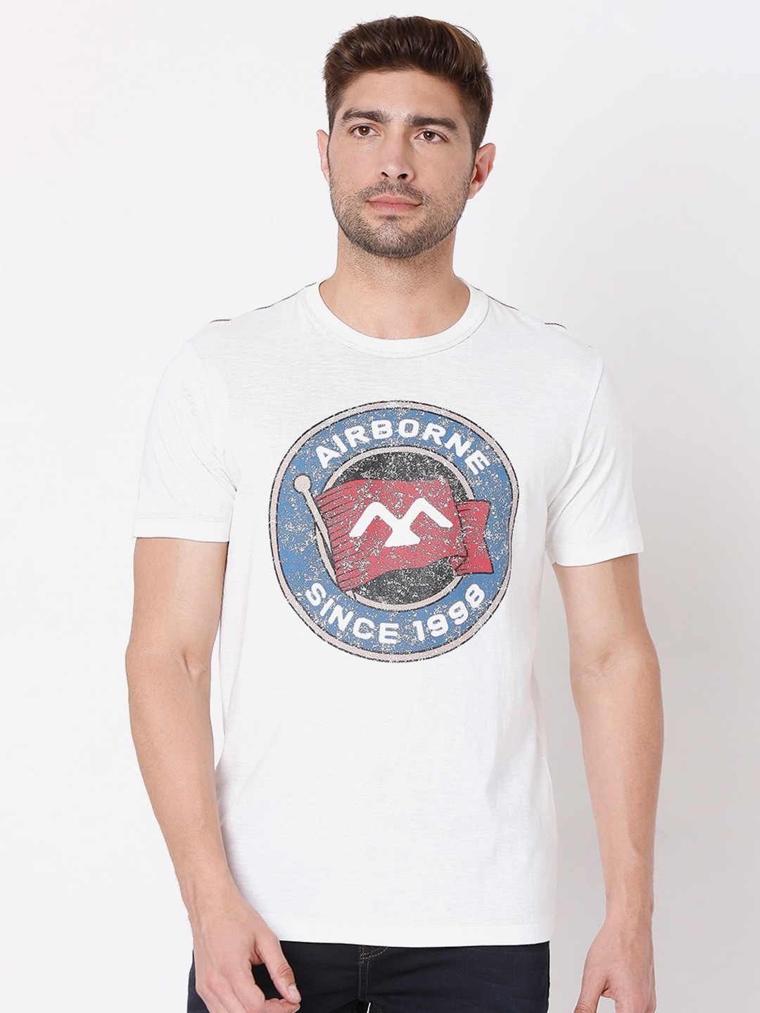 

Mufti Men Off White Printed Slim Fit Cotton T-shirt