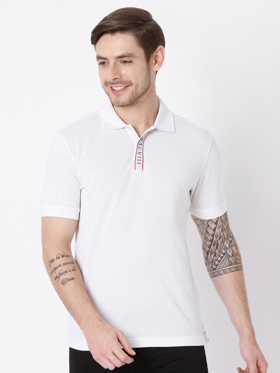 

Mufti Men White Polo Collar Slim Fit Cotton T-shirt