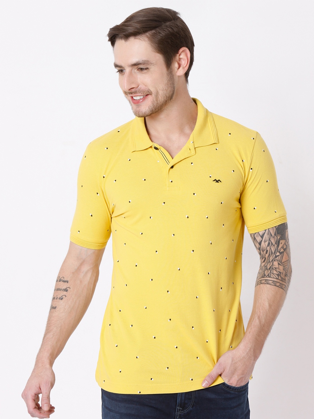 

Mufti Men Yellow Printed Polo Collar Cotton Slim Fit T-shirt