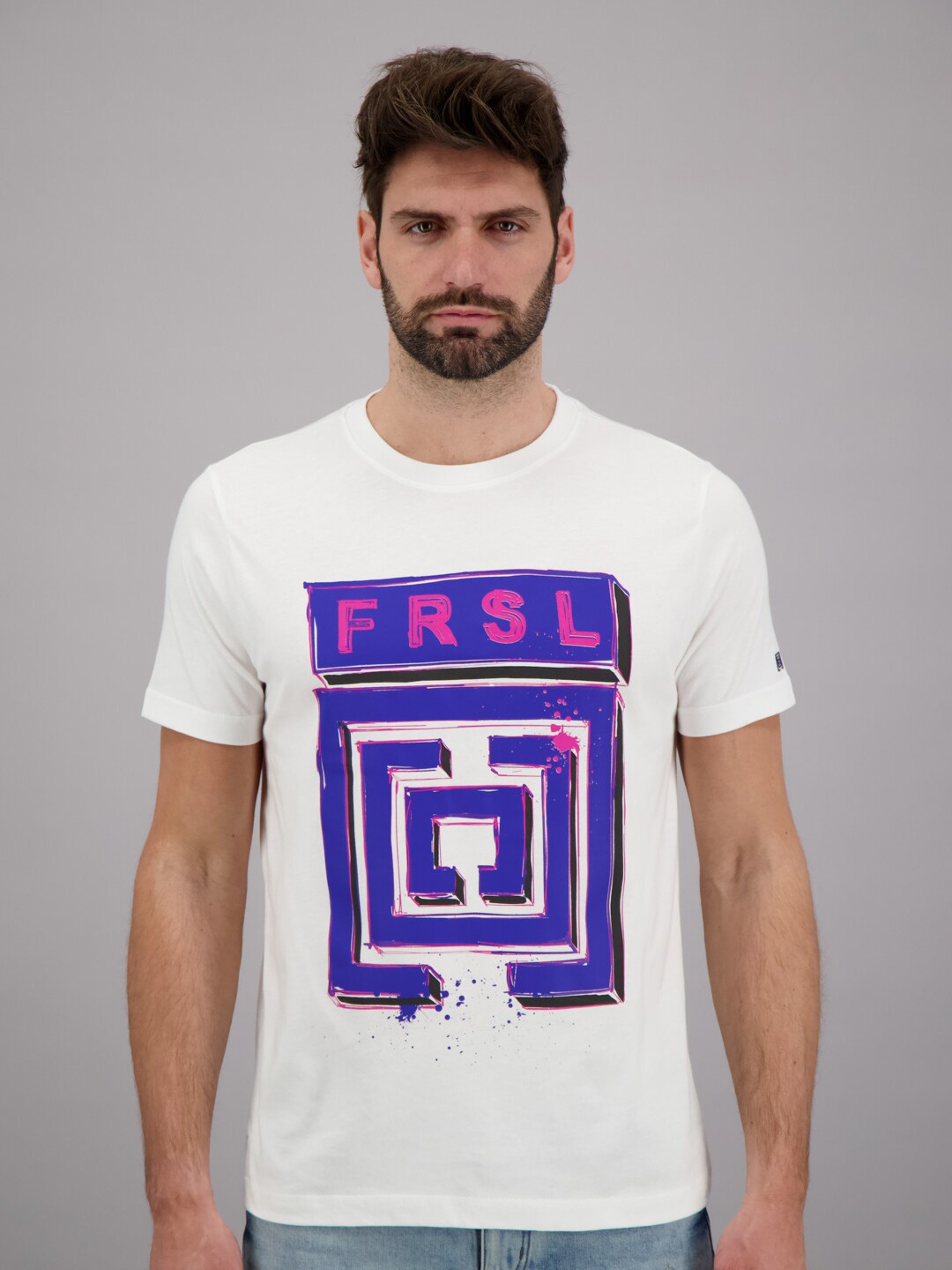 

FREESOUL Men White Graphic Printed Pure Cotton T-shirt