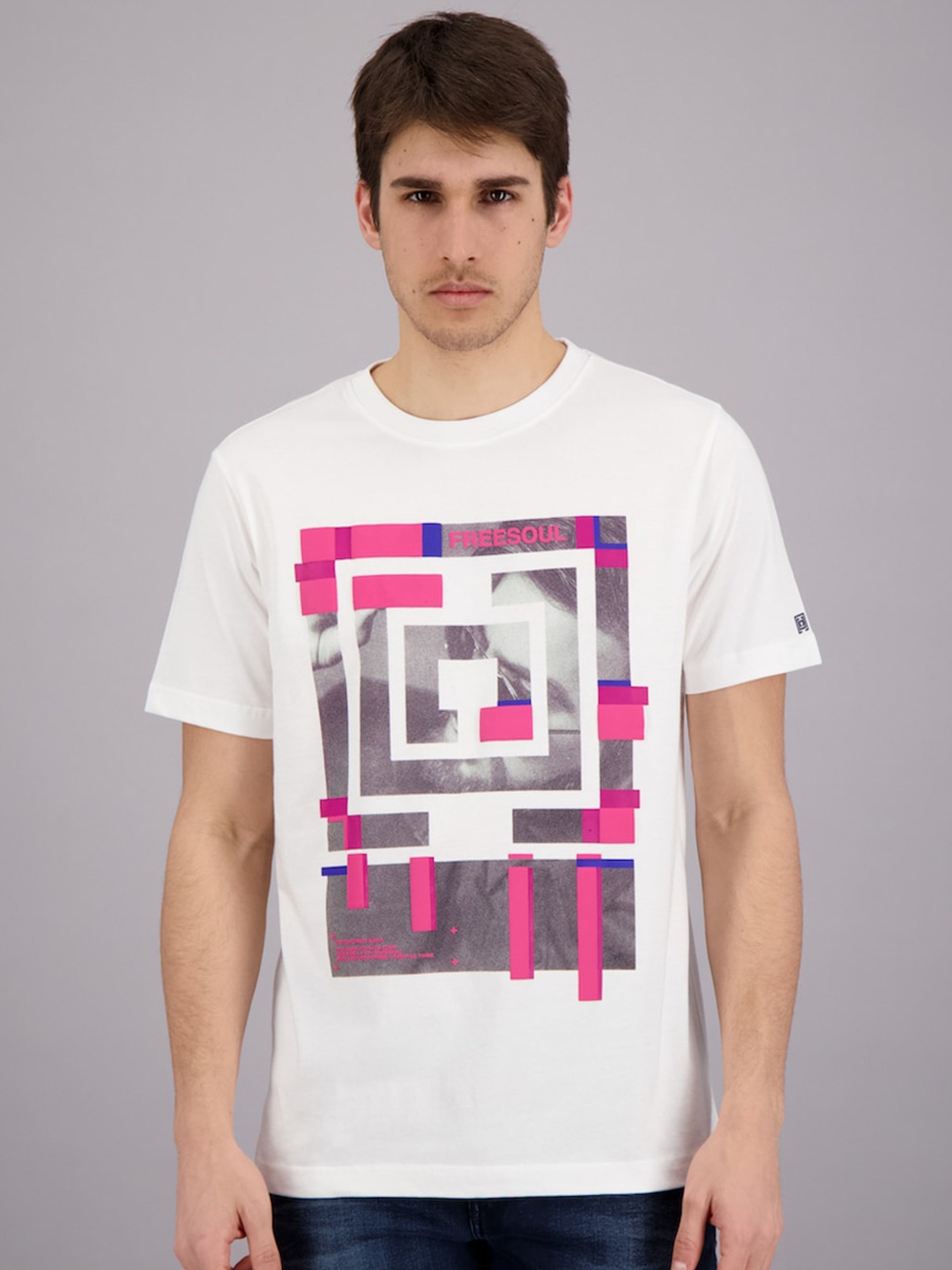 

FREESOUL Men White Graphic Printed Pure Cotton T-shirt