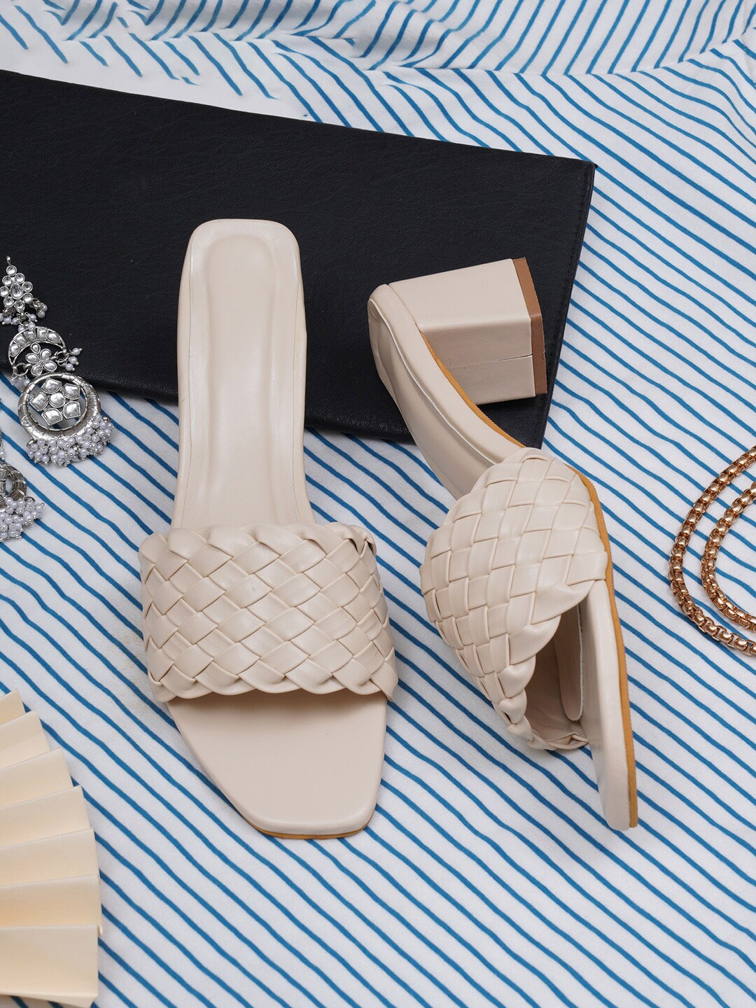 

Misto Cream-Coloured PU Block Heels