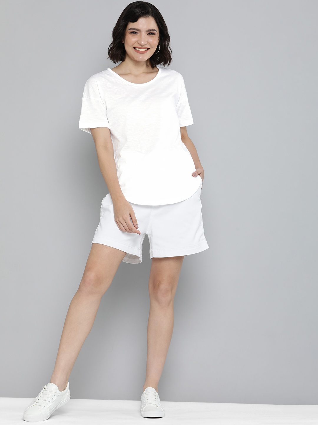 

M&H Easy Women White Solid Extended Sleeves Pure Cotton T-shirt