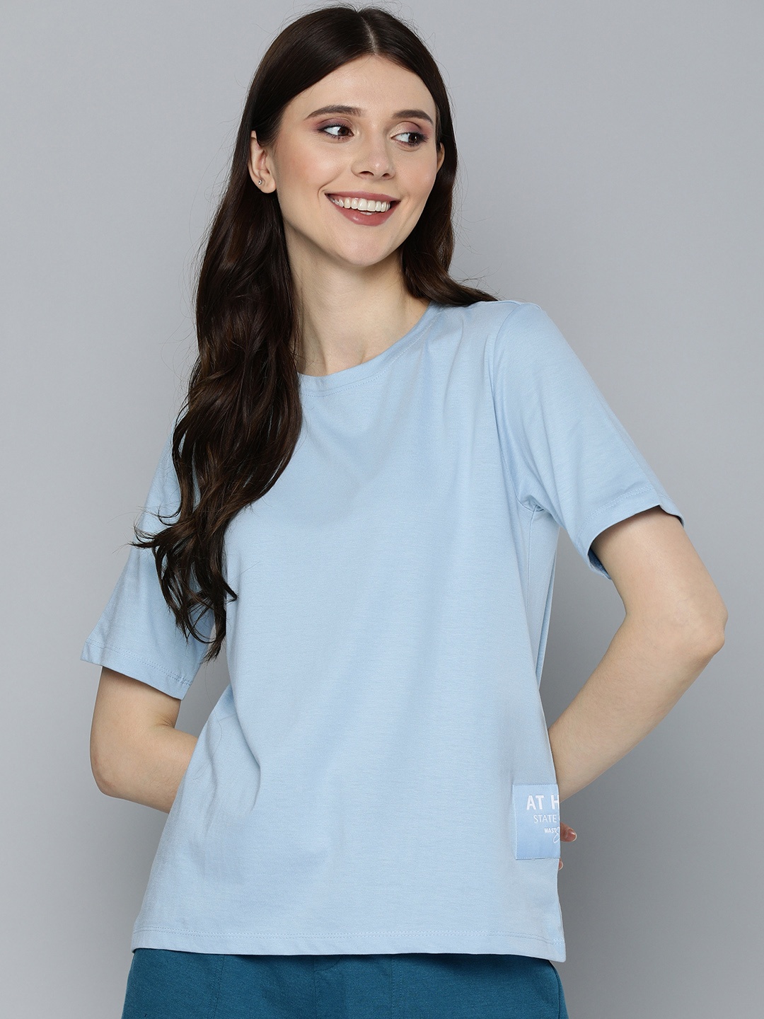 

M&H Easy Women Blue Solid Round Neck T-shirt