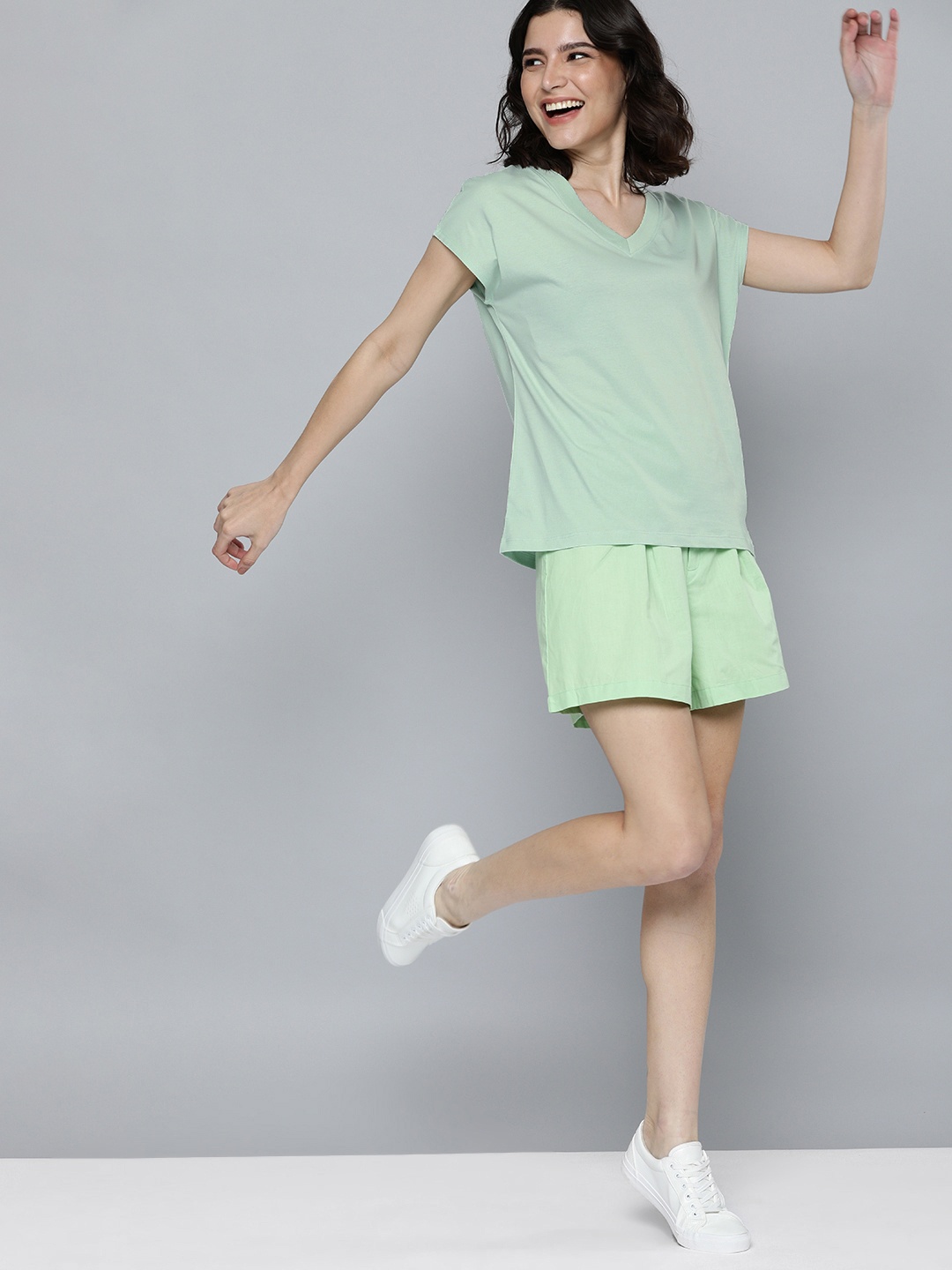 

M&H Easy Women Mint Green Solid Pure Cotton T-shirt