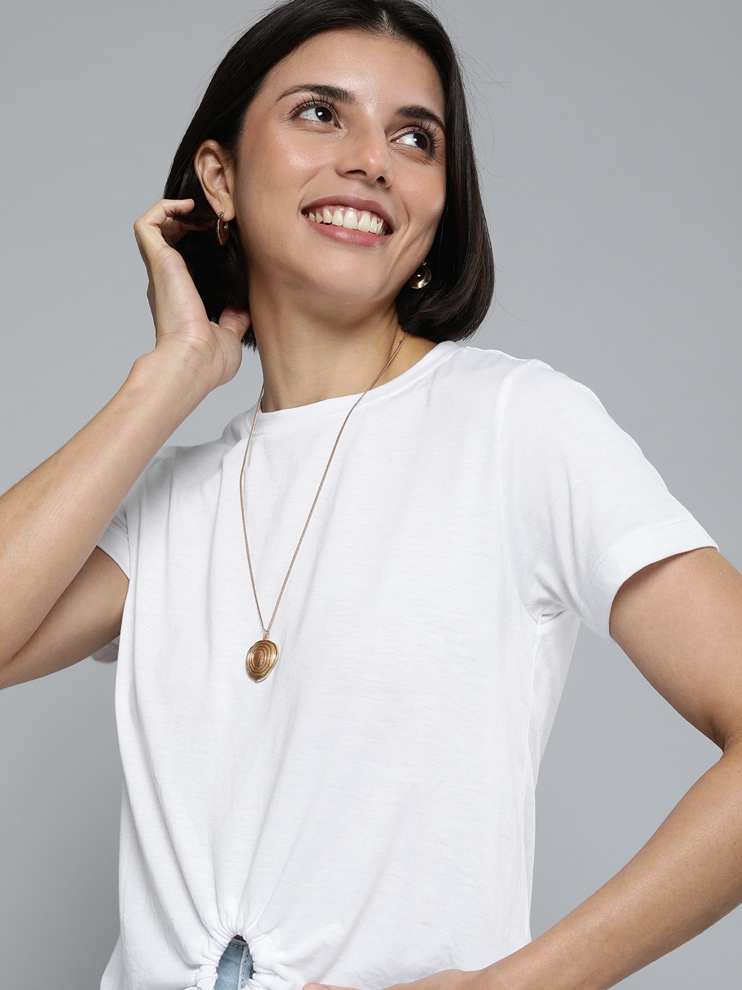 

Mast & Harbour Women White T-shirt with Hem Tie-Up