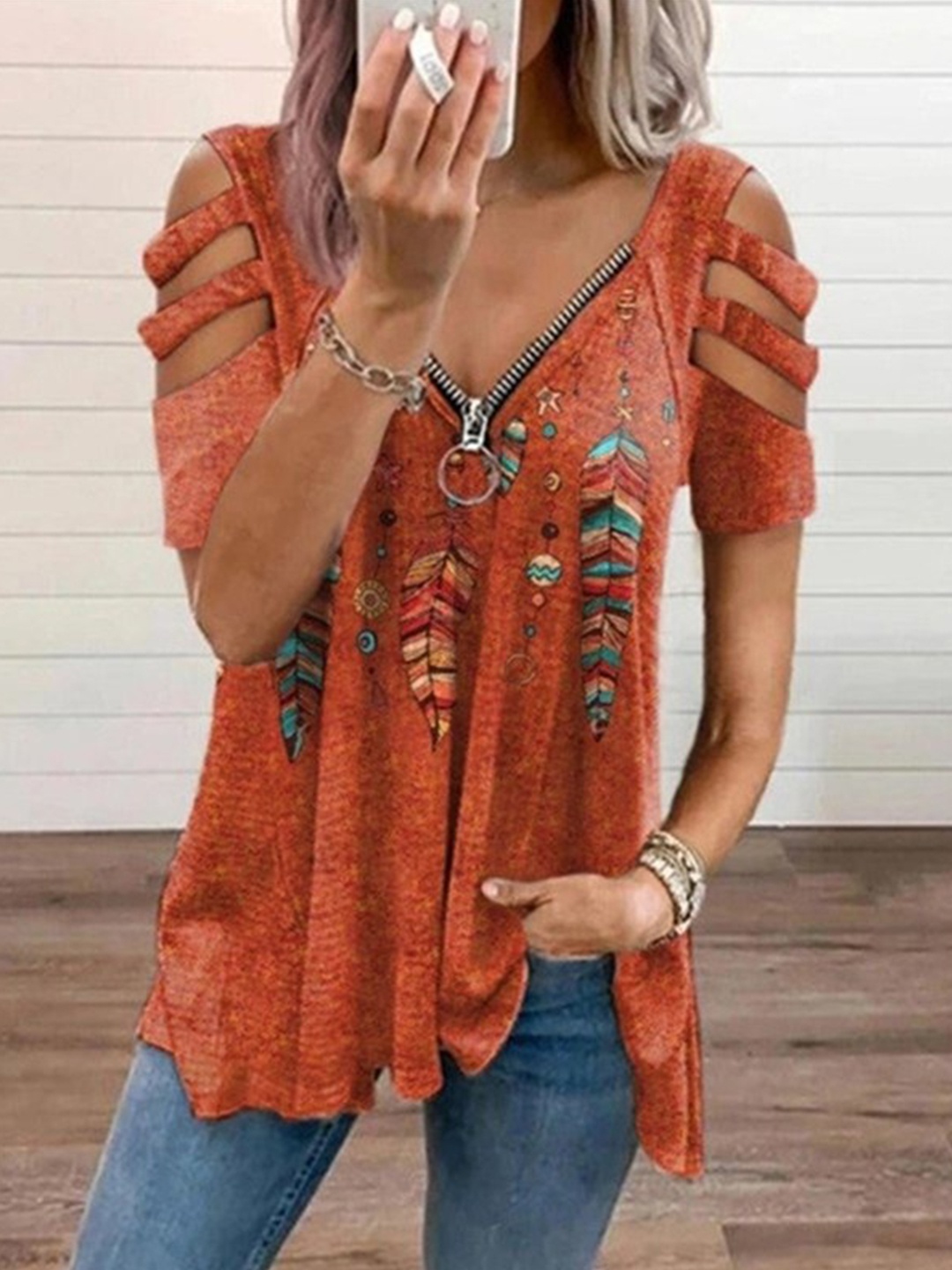 

La Aimee Woman Orange Floral Print Cold Shoulder Regular Top