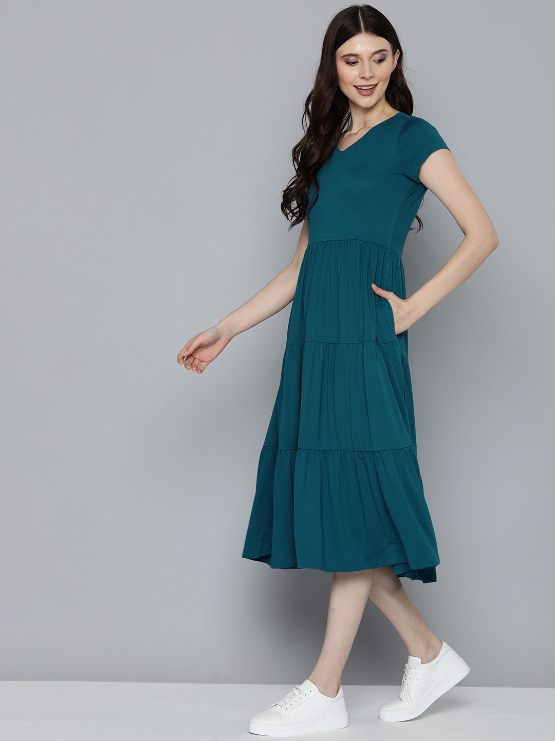 

M&H Easy Women Teal Blue Solid Tiered A-Line Midi Dress
