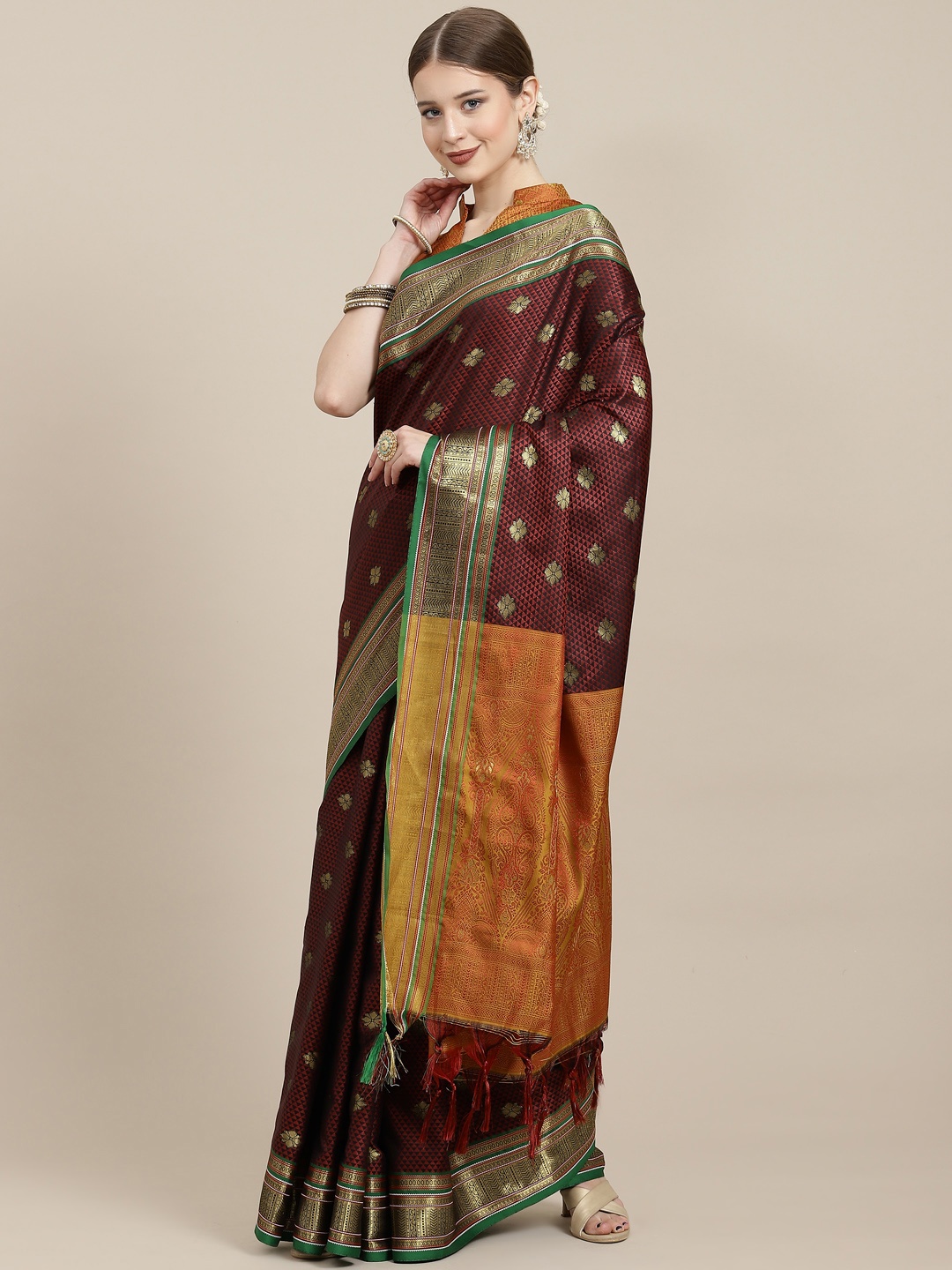 

Satrani Maroon & Grey Floral Woven Design Saree