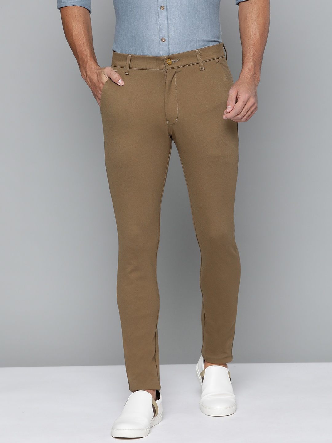 

DENNISON Men Khaki Smart Tapered Fit Easy Wash Chinos Trousers