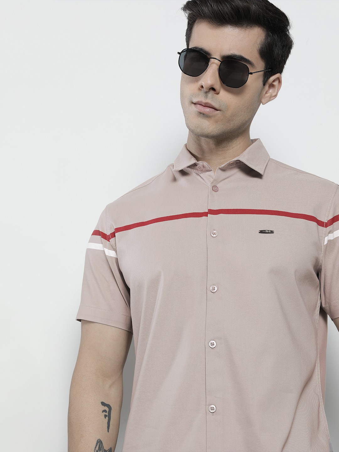 

The Indian Garage Co Men Grey Striped Detail Classic Casual Shirt