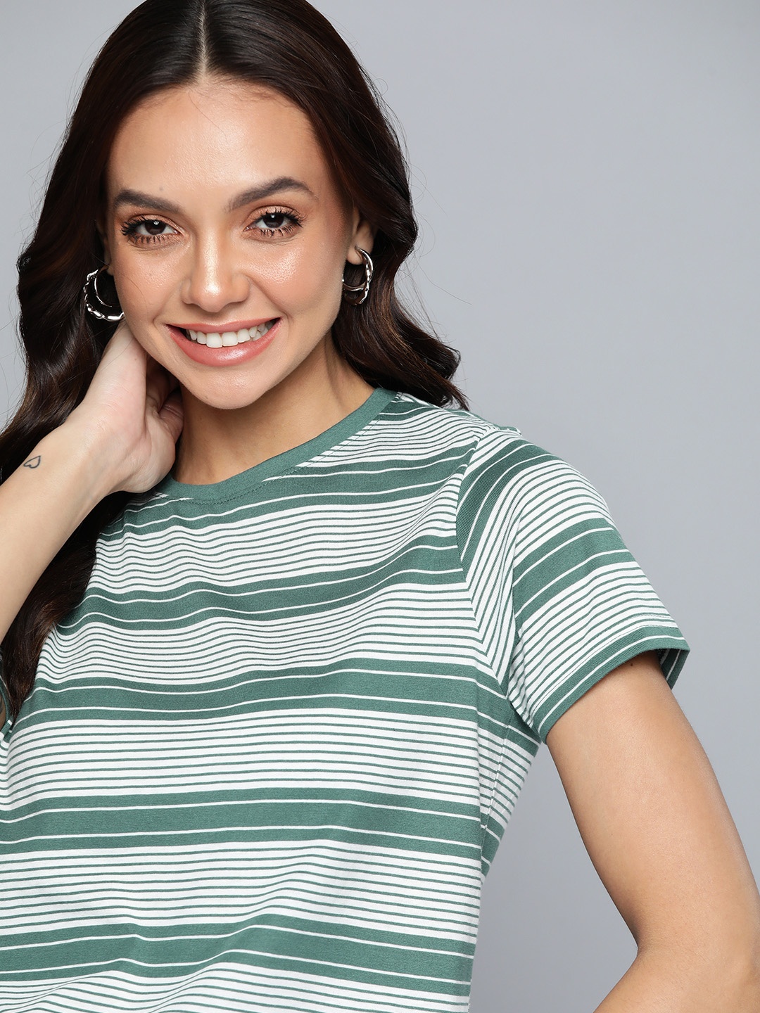 

Mast & Harbour Women Green & White Striped T-shirt