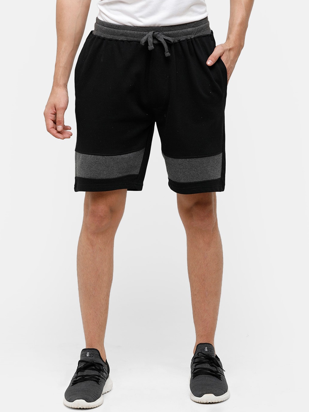 

MADSTO Men Black Sports Shorts