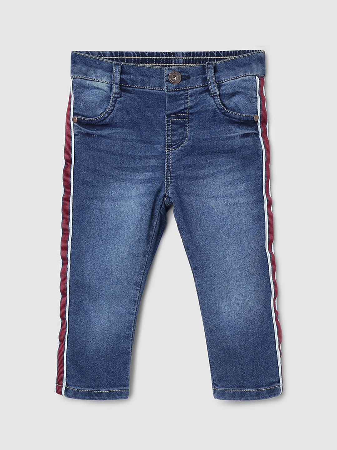 

max Boys Blue Light Fade Mid-Rise Non-Stretchable Regular Fit Jeans