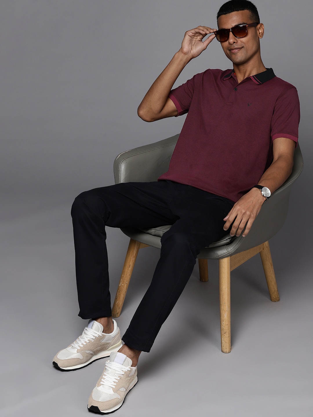 

Allen Solly Men Burgundy Solid Polo Collar T-shirt