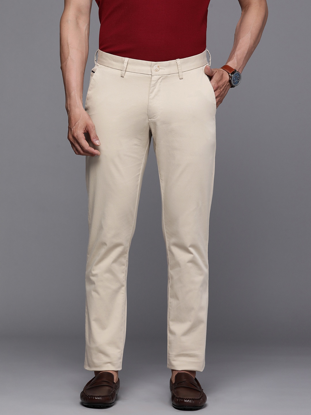 

Allen Solly Men Beige Solid Slim Fit Regular Trousers