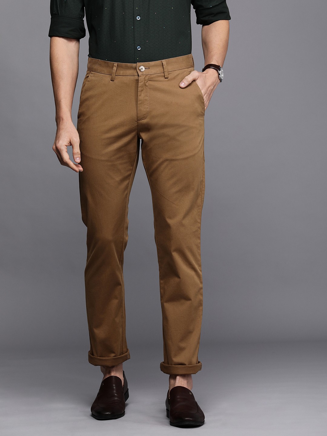

Allen Solly Men Camel Brown Classic Fit Chinos Trousers